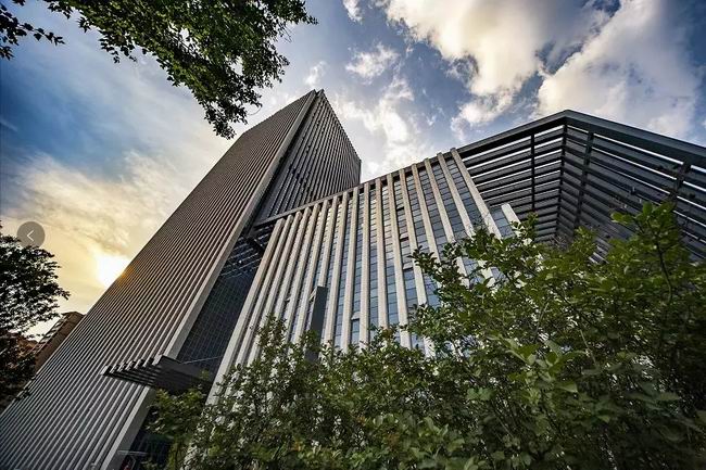 在洛阳，，，，，，怎样选择写字楼？？？？？？