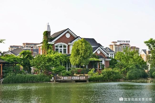 生涯在有湖的地方，，，，，，是对人生的浪漫私藏